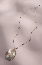 Black Lip Shell Pendant Necklace