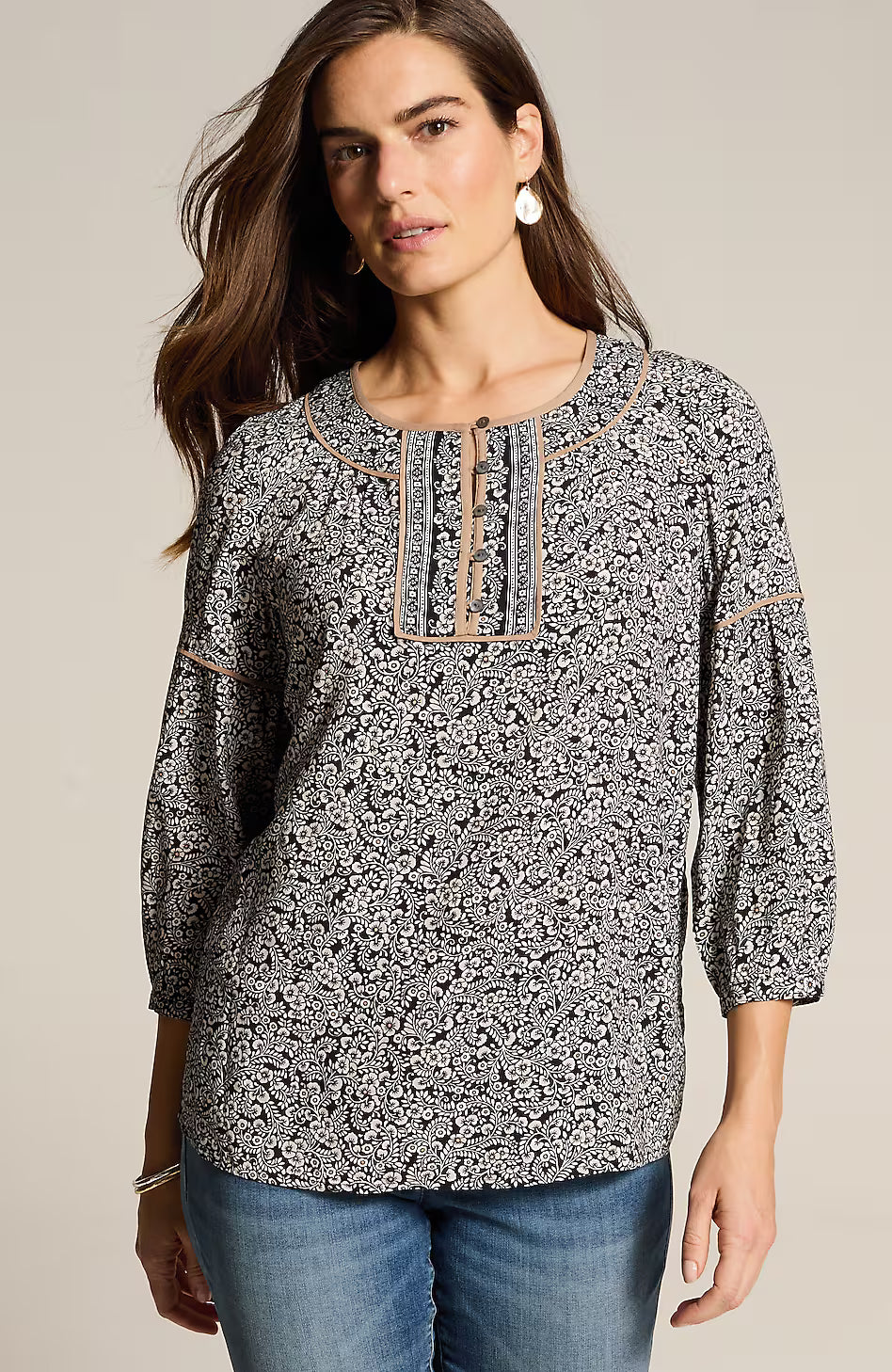 Pipe-Trimmed Printed Popover