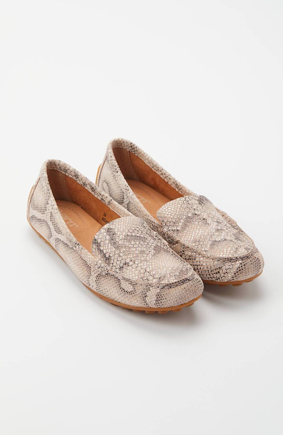 Born® Axona Driving Mocs